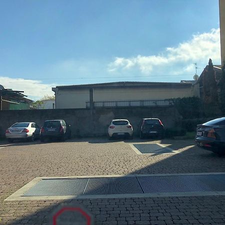 Bergamo Easy Airport Private Parking Apartman Kültér fotó