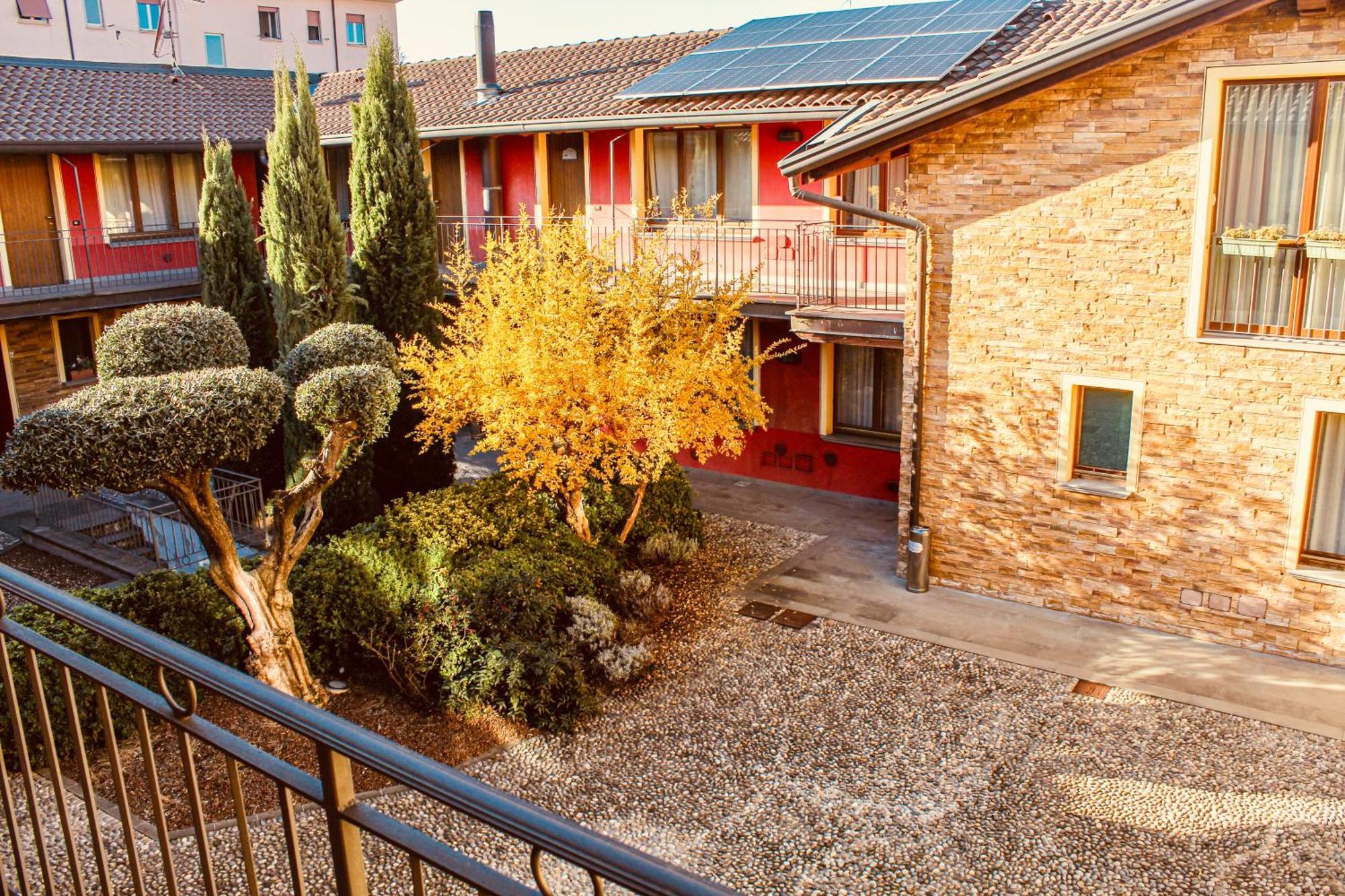 Bergamo Easy Airport Private Parking Apartman Kültér fotó